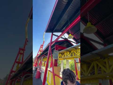 Off-ride footage of a Flash: Vertical Velocity train
