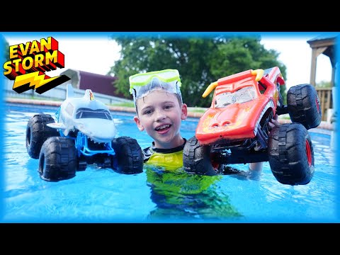 Storm Family RC Pool Challenge With Monster Jam Trucks Megalodon, El Toro Loco and Batman
