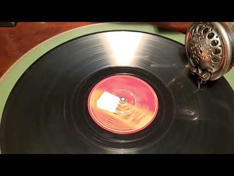 The Three Little Fishies. Kay Kyser & His Orchestra. Regal Zonophone 78rpm Record from 1939.