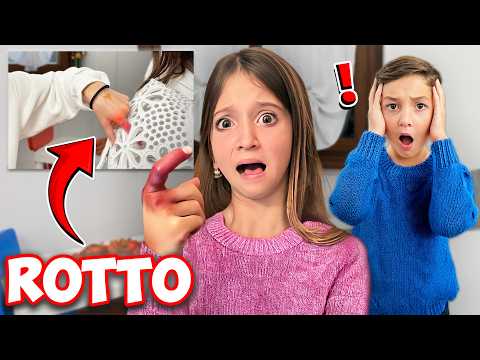 DITO ROTTO: FIGLIACHIARA SI E' ROTTA IL DITO , MAMMAGIULIA CHIAMA I VIGILI DEL FUOCO!