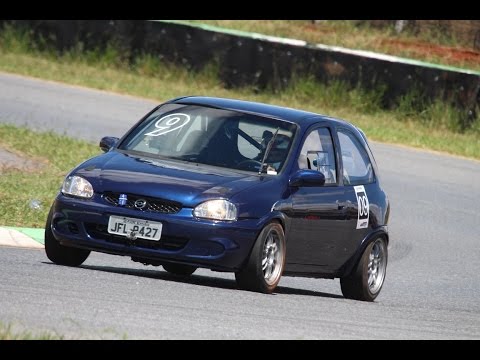 Corsa do Capiroto (Motor F3) no 2k14 Track Day Distrito Racing em Brasília