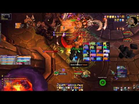 Guys n Dolls vs Mythic Twin Ogron (Disc Priest PoV) Highmaul
