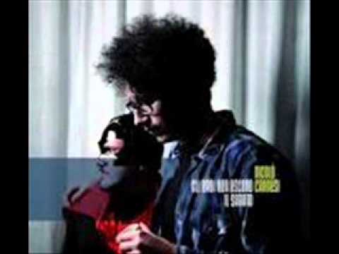 Nicolò Carnesi-Mi son perso a Zanzibar(con Brunori sas).wmv