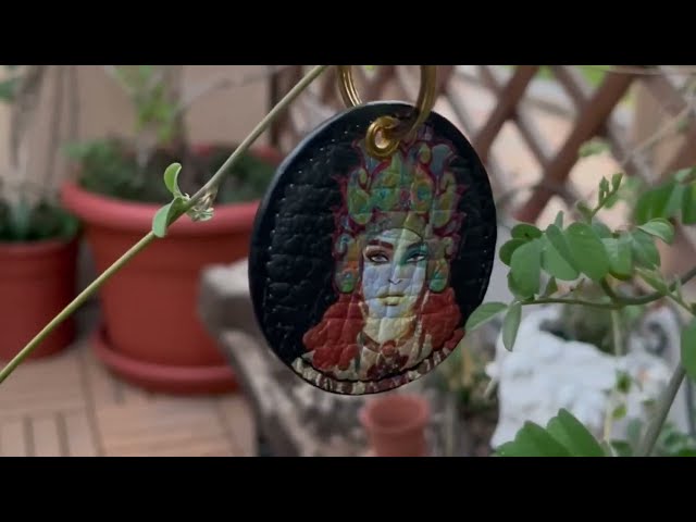 ميدالية جلد بشكل مستطيل