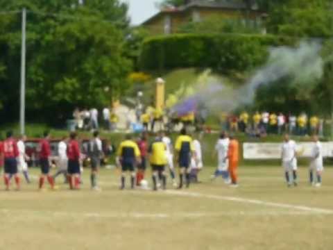 Pestello - PAF: entrata in campo