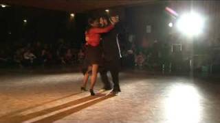 El Pajaro Diego Riemer et Maria Belen Giachello milonga.avi.MPG