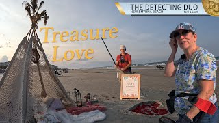 Treasure Love Metal Detecting New Smyrna Beach Florida | The Detecting Duo S04 E22