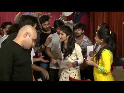 Shreeya Shrikant Geet Farosh (comedy)