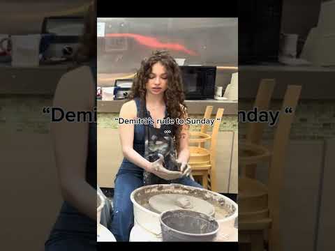 🫶🏻 #kalogerasisters #sundaykalogeras #sisters #demitrakalogeras #siblings