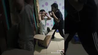 Download lagu Tari ular tiktok mp3