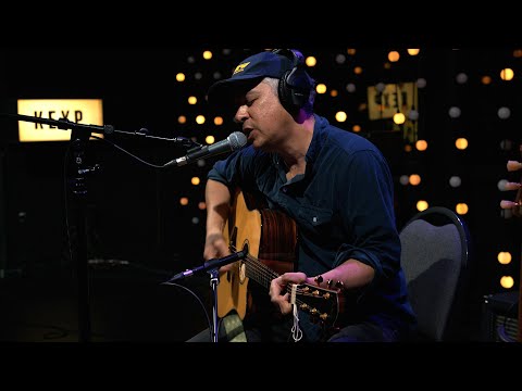 M. Ward - Poison Cup (Live on KEXP)