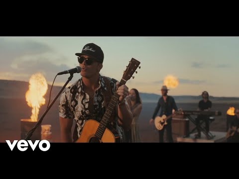 Parker McCollum - Burn It Down (Official Music Video)