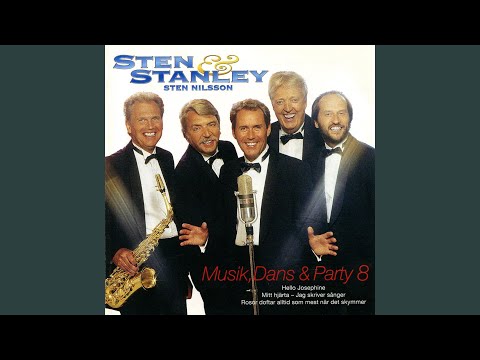 Rosor doftar alltid som mest när det skymmer