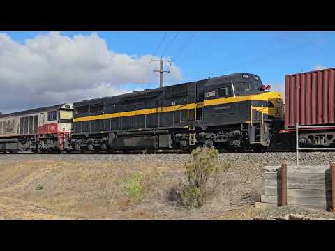 7922V SCT Dooen Express to Melbourne,  20/5/24, Stawell East