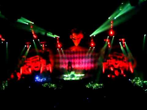 Pirate Station Teatro 2011 - weird pause between acts