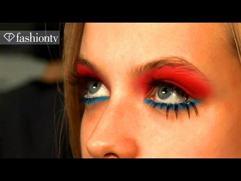 Jeremy Scott Backstage - New York Fashion Week Fall 2011 NYFW | FashionTV - FTV