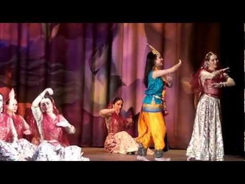 Krishna and gopi kathak classical dance, Chakkar, Moscow, Tulasi Svetlana