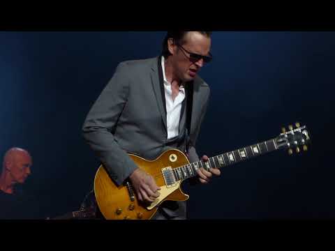 Joe Bonamassa & The Muddy Wolf Band - I Can't Be Satisfied - 8/27/14 Cheyenne Civic Center