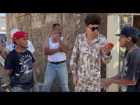 HotSpanish: He who loses his temper loses among construction workers. He confesses he slept with ...