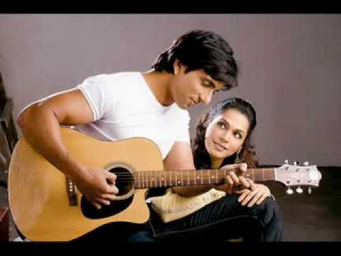 Mujhme Zinda Hai Woh{very nice &romantic song}