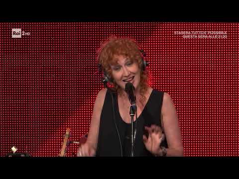 Fiorella Mannoia: "Eri Piccola Così" - Radio2 Social Club 16/09/2019