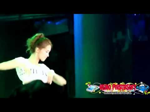 Fancam 100821 Yoona SNSD - Dance Break SM TOWN 2010 Seoul