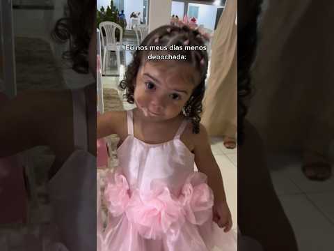 Heleninha debochada! 😌 #deboche #debochada #viral #tiktok #capcut #gangnamstyle #gangnam #helena