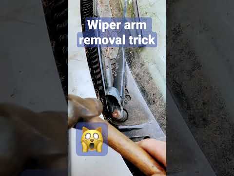 Easy tip to remove wiper blade arm￼