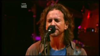 Pearl Jam - Sad (Reading &#39;06) HD