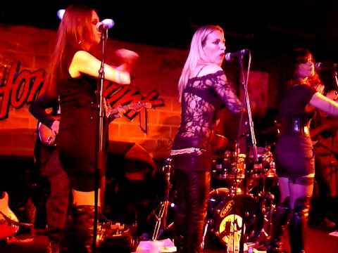 Soundlady PROUD MARY cover directo 5 dic 2011