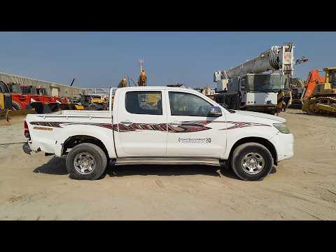 2015 TOYOTA HILUX-cover-image