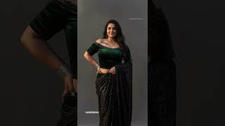 Download lagu She Asked No One — Yet the World Answered Yes 💚✨ | #shorts #aidesidivas #aiart mp3