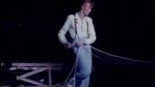 David Bowie - Diamond Dogs　(Cracked Actor)