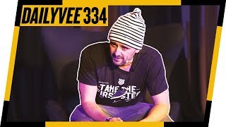GIVING YOU ALL THE SECRET ONCE AND FOR ALL AT COMPLEX CON 2017 | DAILYVEE 334
