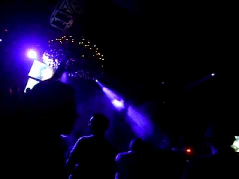 CosmicGate:SystemF - OutoftheBlue [LaidbackLukeRmx]&DashBerlin - ManOnTheRun [NicChagallRmx]