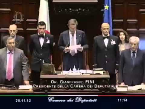 Gianfranco Fini commemora Pino Rauti alla Camera 18 giorni dopo la scomparsa del leader missino