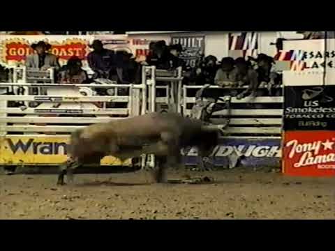 Coyote Ugly bucks Justin McBride - 01 PBR Ft. Worth