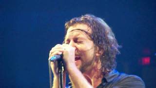 Pearl Jam - *Outta My Mind* - 10.31.09 - Philadelphia, PA