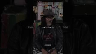 Download lagu quote - cinta dan pengorbanan #sujiwotejo #mamatalkatiri #quotes #shortvideo #katakata #podcast mp3