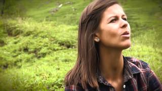 Oesch's die Dritten "I wonder what the people will say & I'm just leaving now" (Official video)