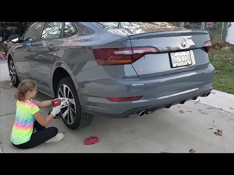 How to install 034 rear lowering springs and APR rear sway bar rear suspension- 2019 MK7 MQB GLI GTI