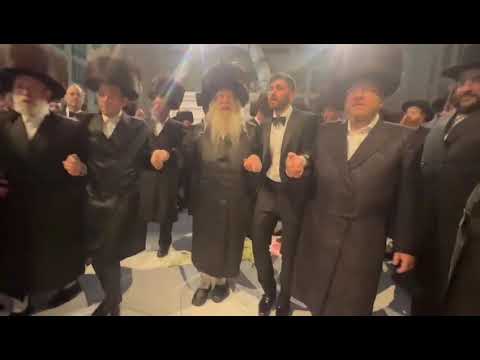 Nikolsburg Rebbe Dancing At The Wedding Of Philanthropist B. Weiss - Tammuz 5783