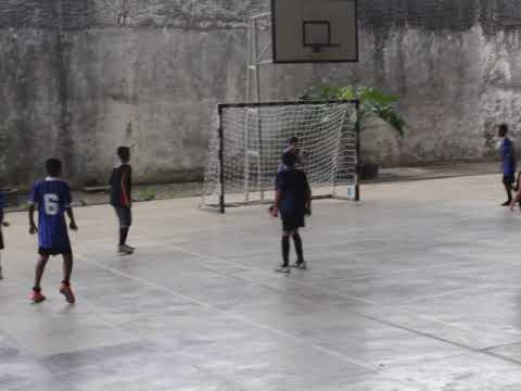 GOLEIRO BENTO DEFENDE BOLA NUNES FUTSAL SUB 11 5X2 CORINGA SUB 12   AMISTOSO