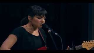 Norah Jones - Miriam - Live in NYT