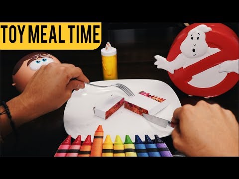 TOY MEAL TIME | EATING CRAYONS AND TOY PANCAKE. Video