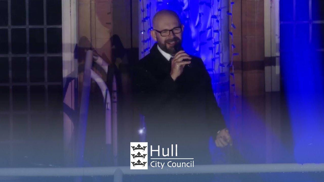 Dan Furniss at Hull's Christmas Lights Switch-On 2022