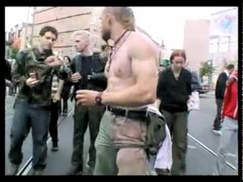 Buttery Biscuit Bass vs Techno Viking