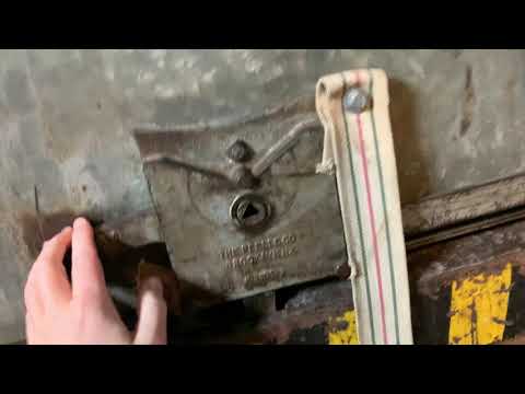 AMAZING 1906 OTIS manually controlled elevator @ Anderson Arts Building  Rochester, NY