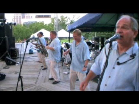 Band of Oz: Back That Thang Up @ '08 Party in the Park