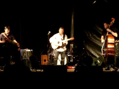 Martin Simpson Trio - The Lakes Of Ponchartrain - Live Crawley Folk Festival 2010